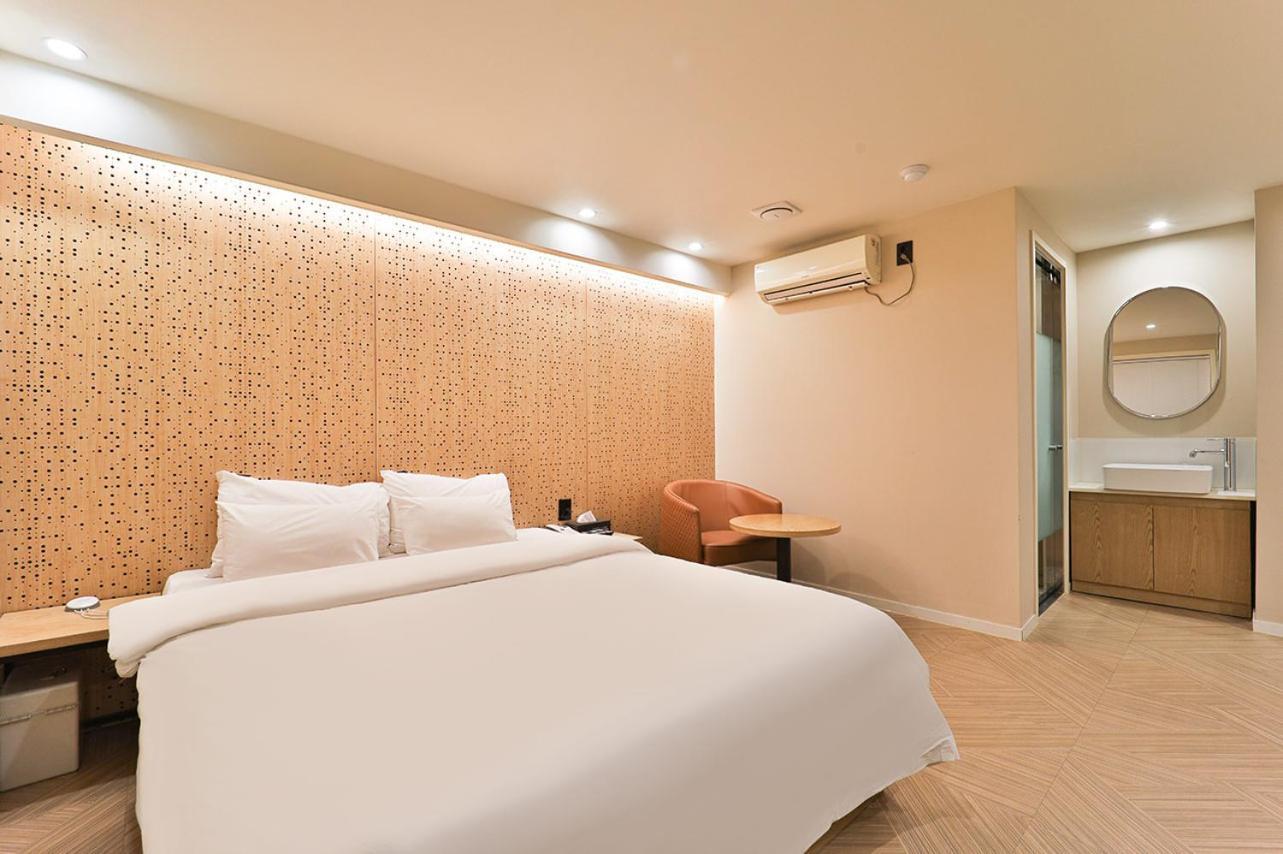 Jamsil Tomgi Hotel Сеул Экстерьер фото